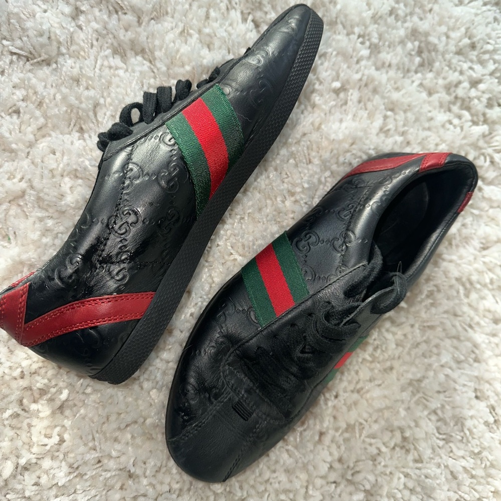 Size 37 Gucci sneakers